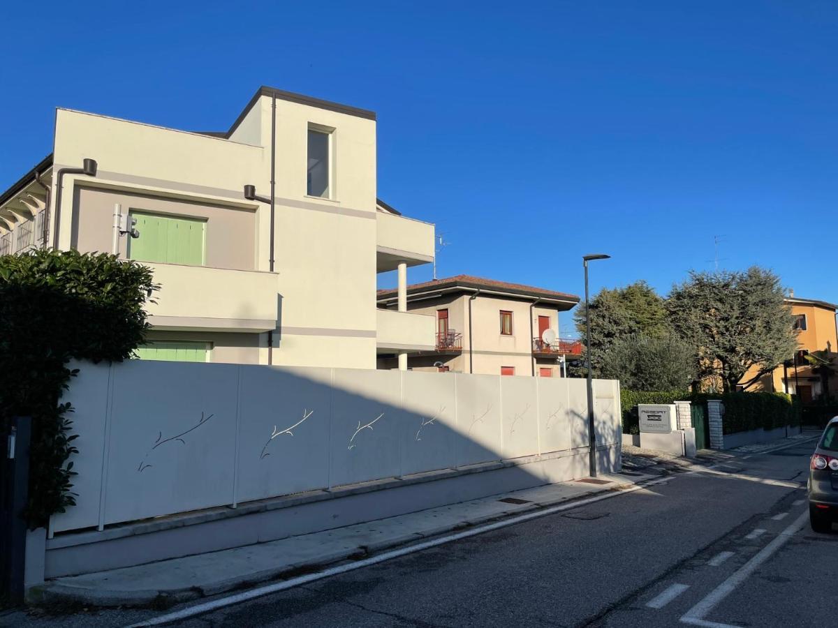 Residence Del Lago Desenzano del Garda Exterior photo